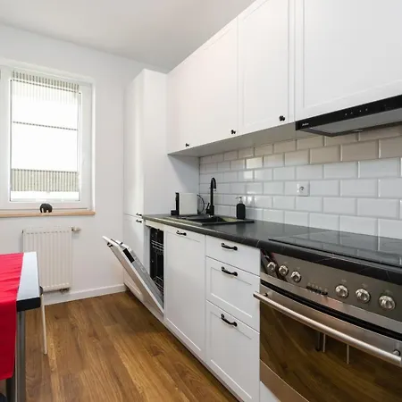 Malta Katowicka Pool & Parking By Renters Apartment Poznan