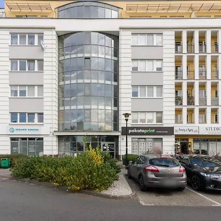Апартаменти Malta Katowicka Pool & Parking By Renters *