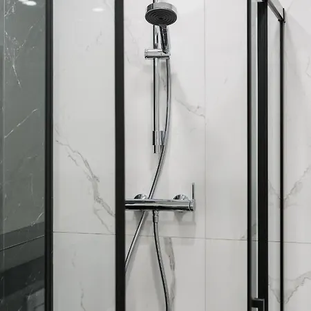 Malta Katowicka Pool & Parking By Renters Poznań